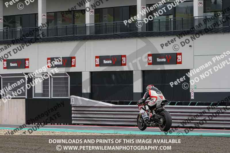 cadwell no limits trackday;cadwell park;cadwell park photographs;cadwell trackday photographs;enduro digital images;event digital images;eventdigitalimages;navarra;no limits trackdays;peter wileman photography;racing digital images;trackday digital images;trackday photos
